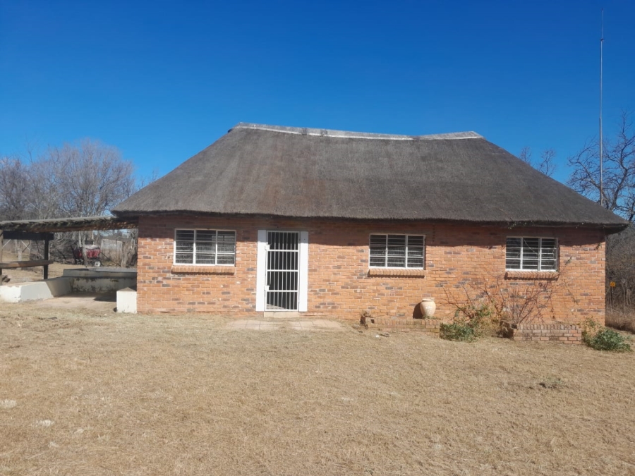 2 Bedroom Property for Sale in Viljoenskroon Free State